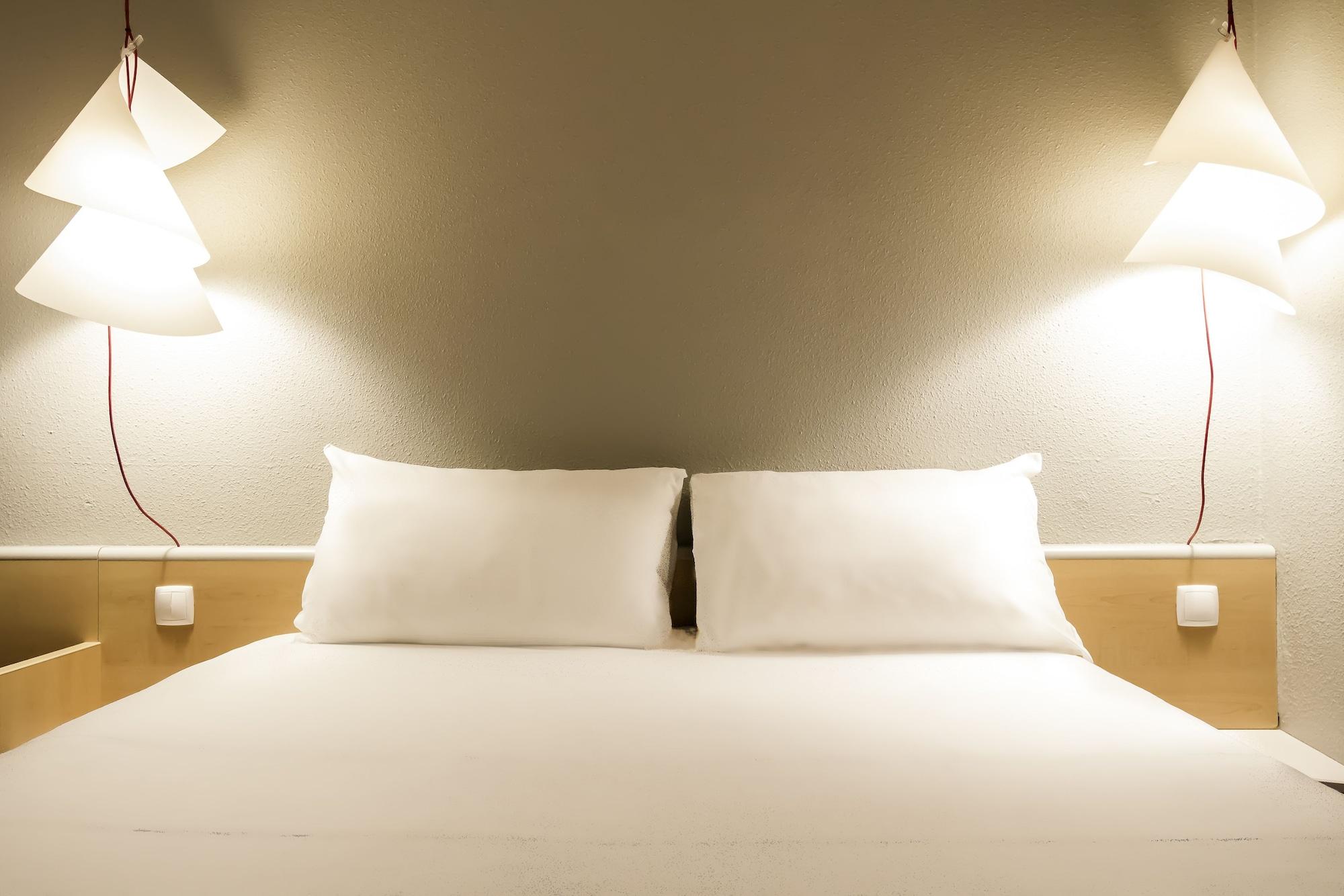 Hotel Ibis אבורה מראה חיצוני תמונה