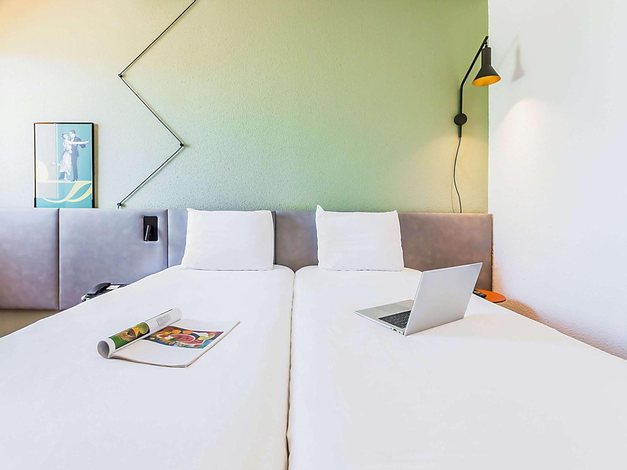Hotel Ibis אבורה מראה חיצוני תמונה