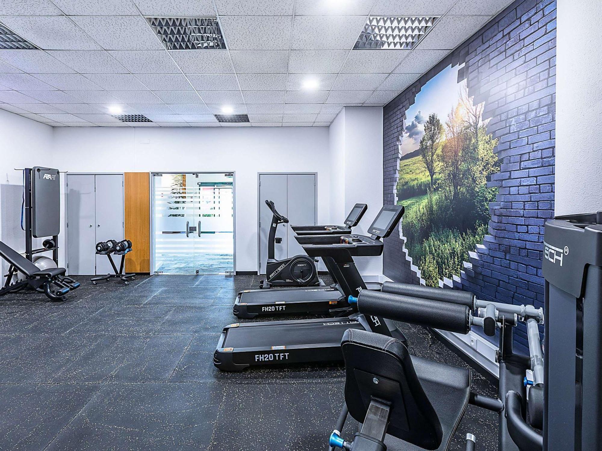 Hotel Ibis אבורה מראה חיצוני תמונה